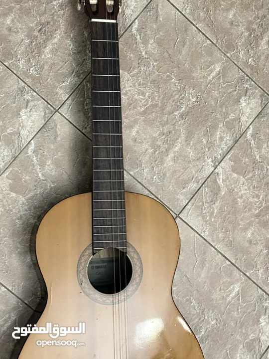 Yamaha C40