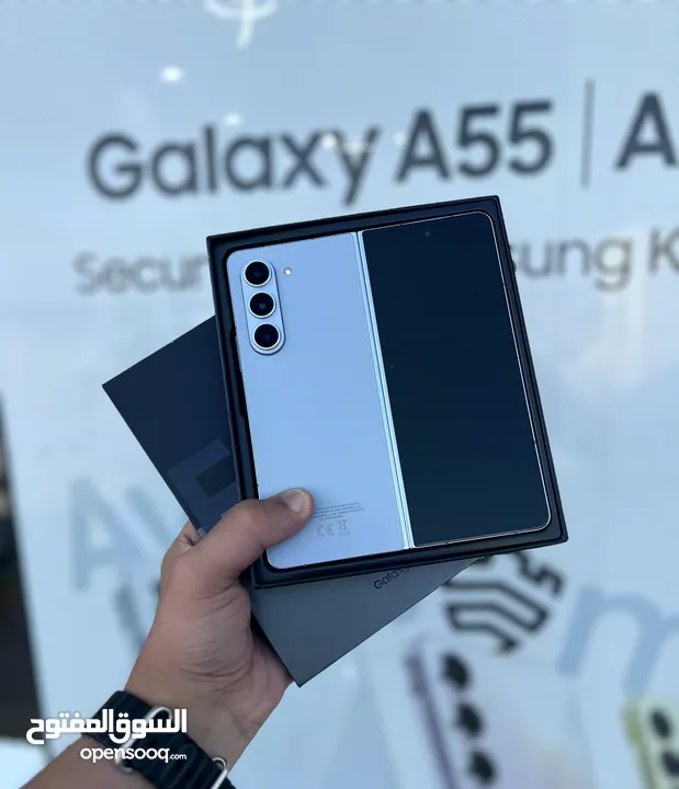 عرض خااص : Samsung Z fold 5 512gb بالذاكرة العملاقة هاتف نظيف جدا بحالة الوكالة بدون شموخ و بأقل سعر