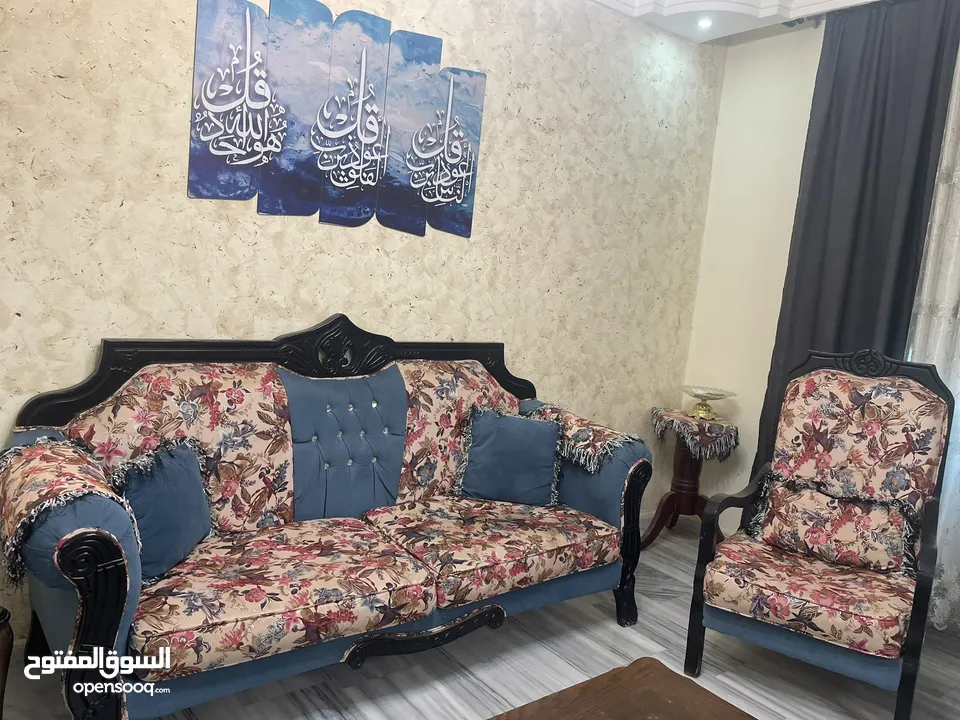 طقم كنب 7 مقاعد  مستعمل