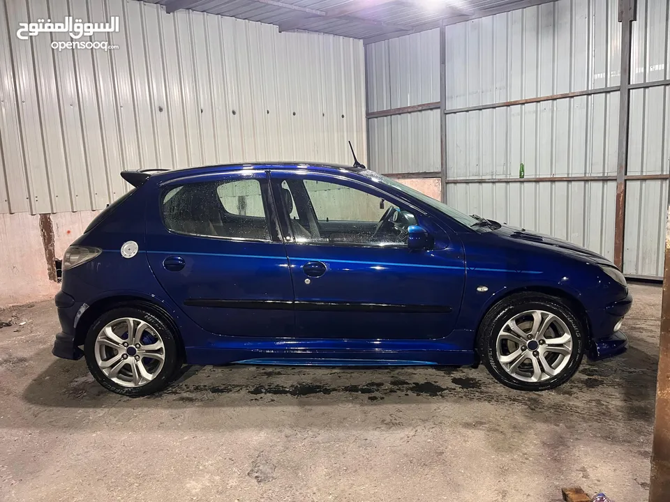بيجو 206 موديل 2004 جير اوتوماتيك توب ترونيك ماتور 1400cc، الأجمل في الأردن