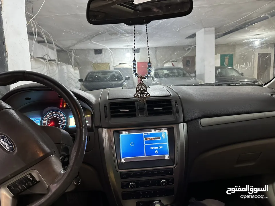 Ford Fiosion 2011فورد فيوجن فل الفل لون بترولي مميز داخلية مميزة جدا سيارة غنية عن التعريف