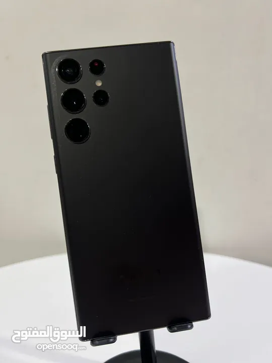 Samsung s22 Ultra ساسمونج s22 الترا  128 جيجا المعالج سناب دراجون ولا شخط  استعمال خفيف  مع شاحن