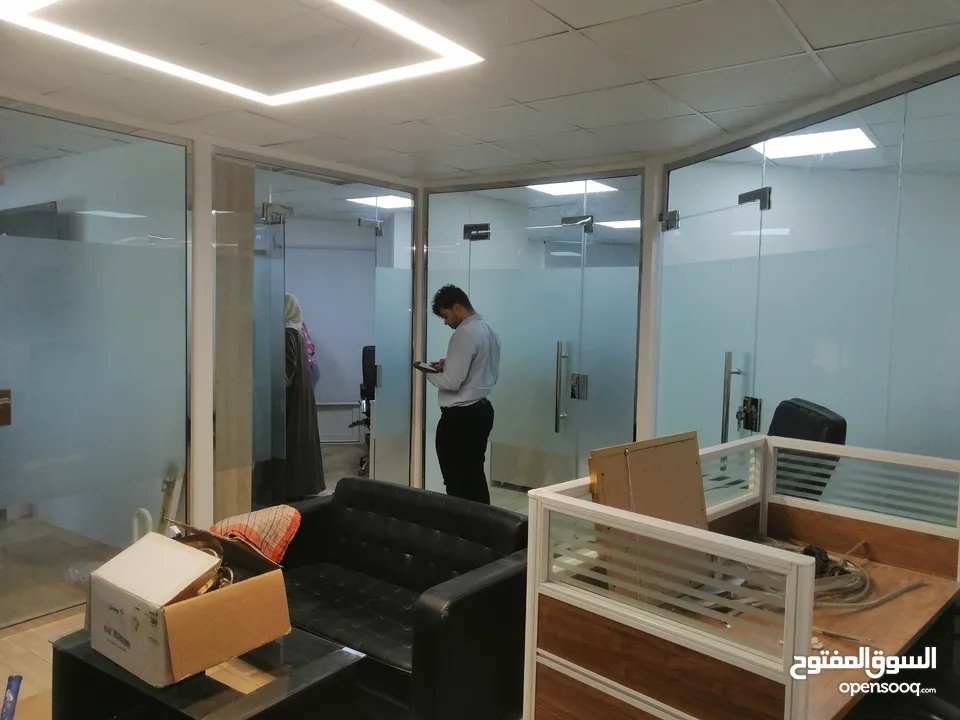 OFFICE PARTITION MIRROR GLASS