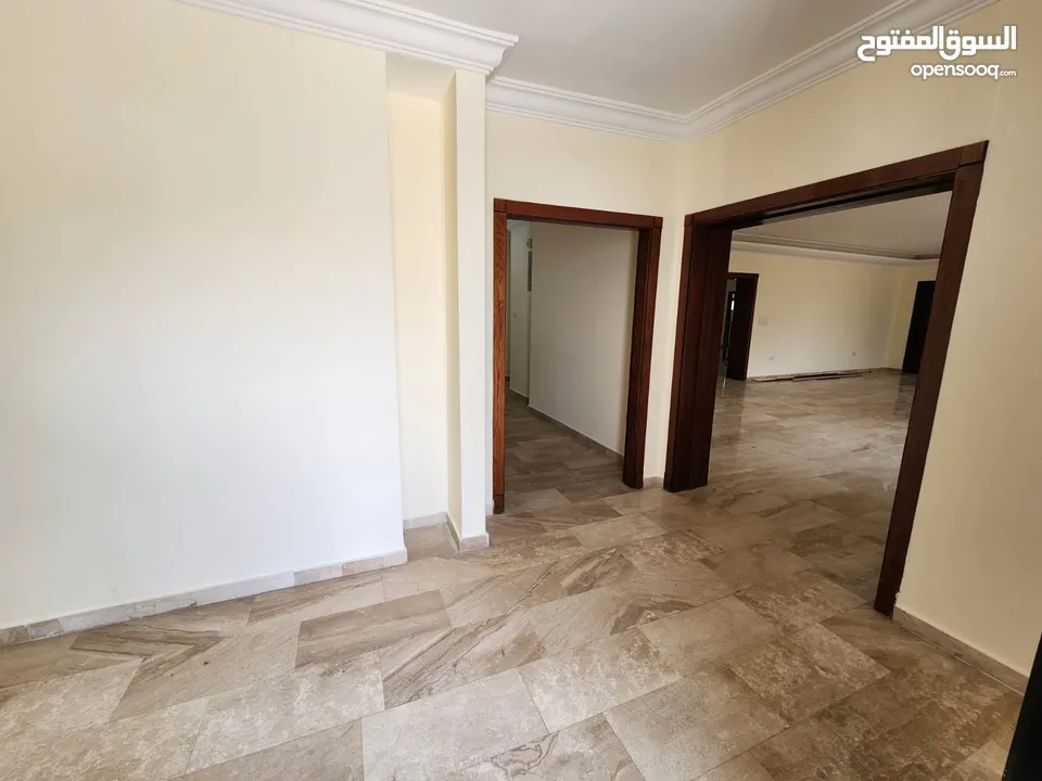 شقة دوبلكس مع ارضي وتسوية  للبيع او للإيجار في عبدون - ref : 14476