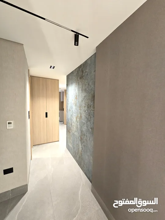 ارقى مناطق ام اذينة شقة مفروشة فخمة مع حديقة واسعة وكراج خاص LUXURY APARTMENT