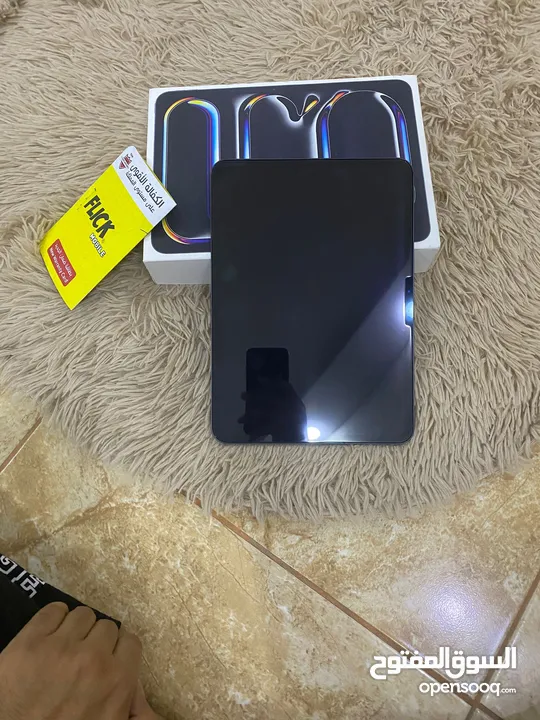 ايباد برو m4  11 الجهاز رهيبب جداا