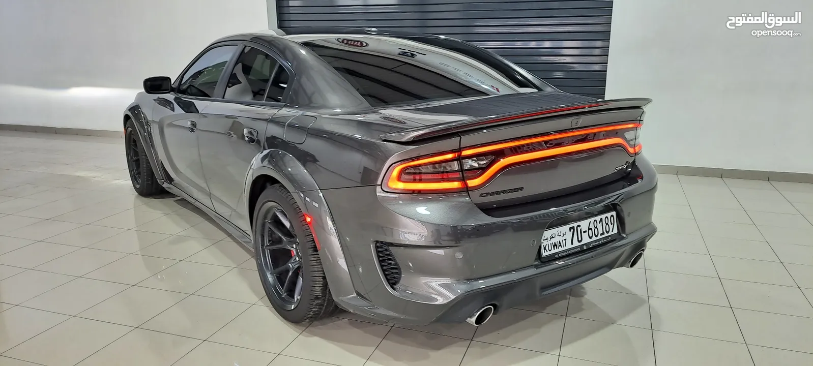 Dodge Charger SRT HellCat