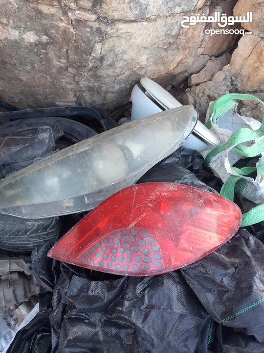 بيجو 207  قطع