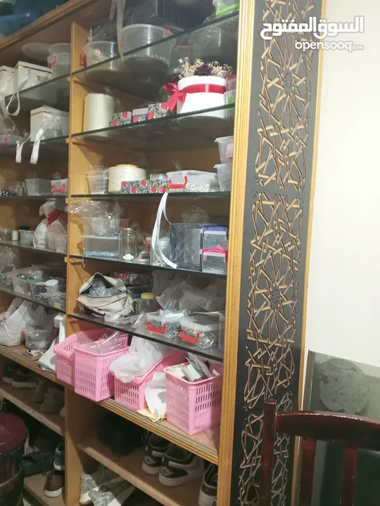 بترينة محلات تفصيل  مع سكريت اجود الانواع