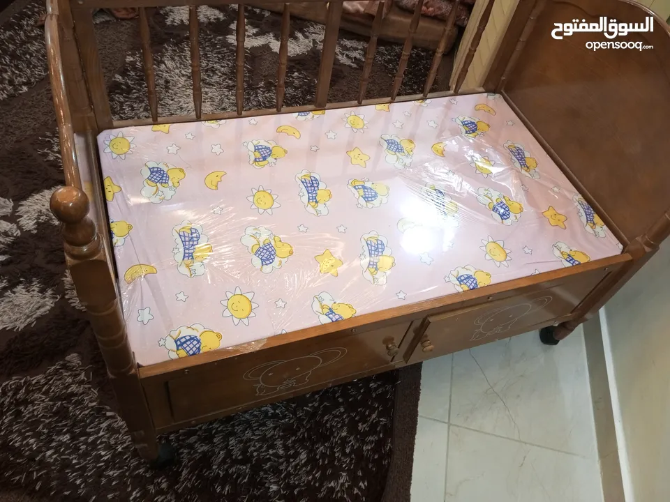 سرير بيبي....