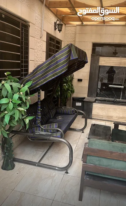 شقة استثمارية للييع يجانب جامعة البتراء