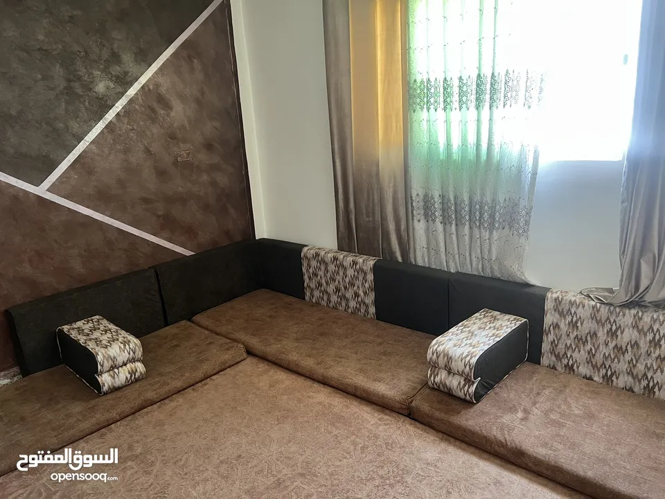 مجلس عربي مساند وفرشات