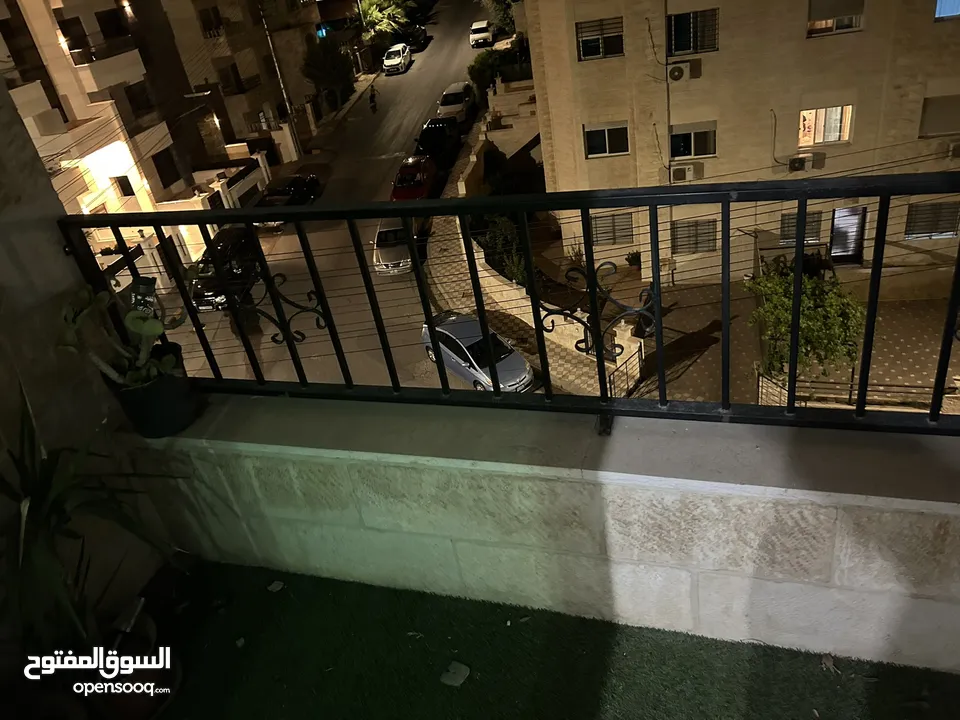 شقة 117 متر للبيع في منطقة حيوية - نهاية طلوع نيفين - ط3 مع مصعد-التواصل للجادين و عبر الواتس أب فقط