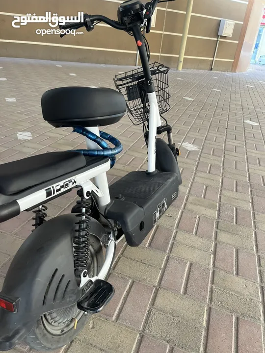 سكوتر مستعل شبه جديد لا يوجد فيه اي مشكلة قابل للتفاوض  Used scooter almost new