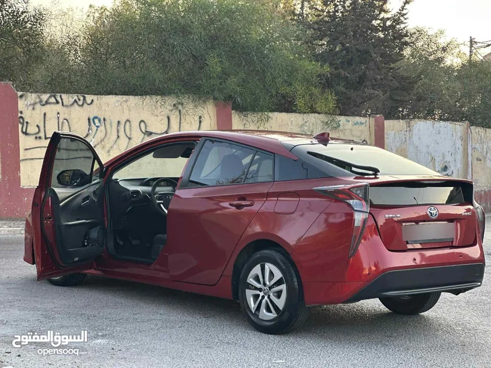 تيوتا بريوس موديل 2018