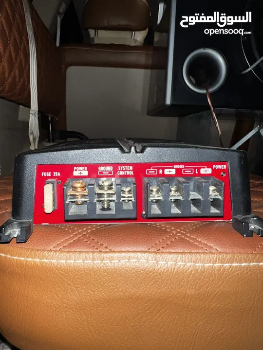 Pioneer amplifier 500W for sale with 2 kenwood speakers