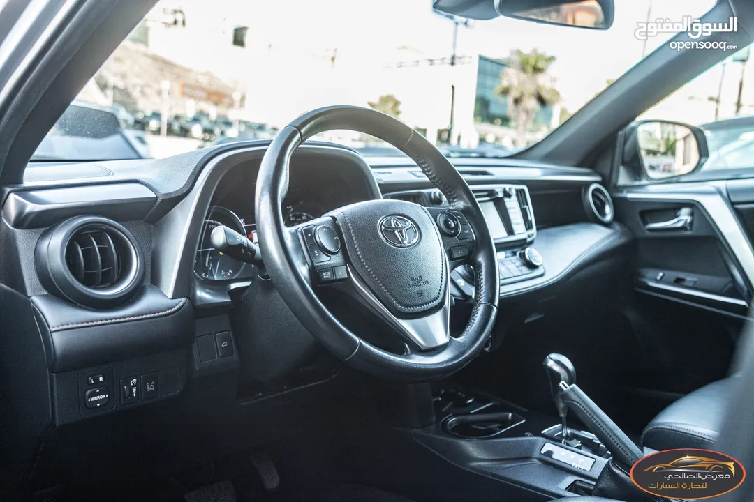 Toyota Rav4 2018 SE    يمكن التمويل بالتعاون مع المؤسسات المعتمدة لدى المعرض