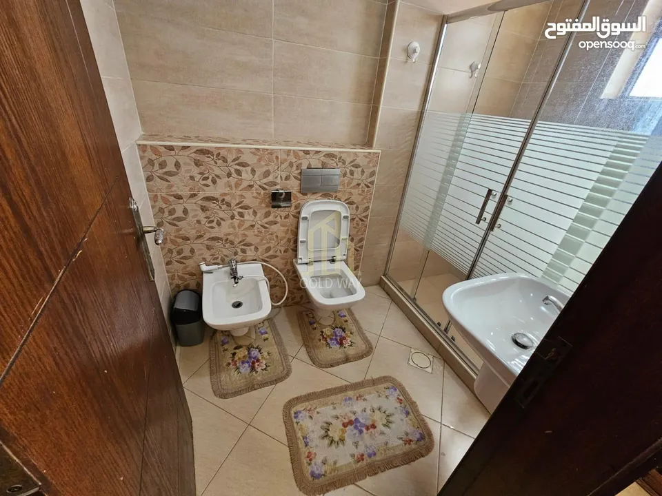 شقة مميزة سوبر ديلوكس طابق ثالث 107م في أجمل مناطق دير غبار / ref 9548