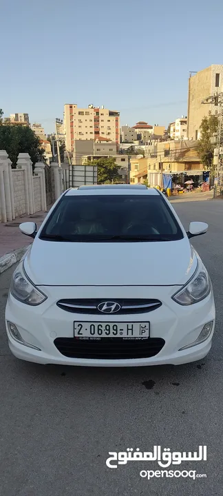 هونداي اكسنت ماتور 1600 بنزين فتحه سقف اربعه غيار بسعر 56000 ألف نقدا بدل وارد منبدل