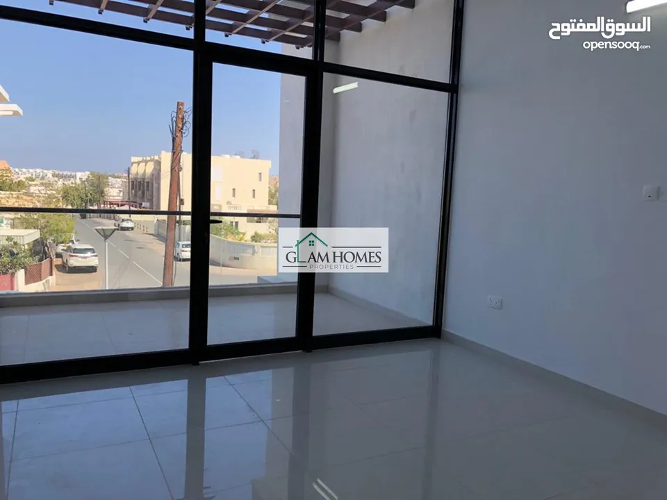 Modern 4 BR villa for rent in MQ at a good price Ref: 374H