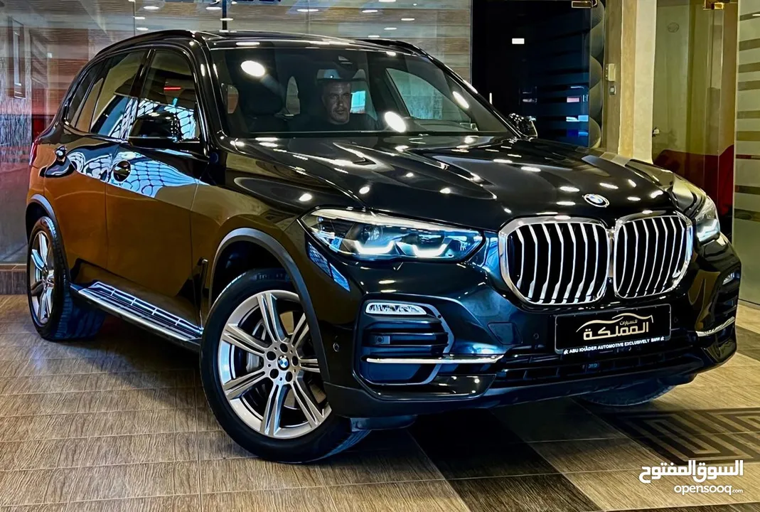 BMW X5 2020 XDraive 45e  كفالة الوكالة