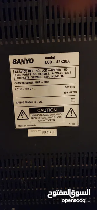 شاشة SANYO 42"بحالة ممتازة