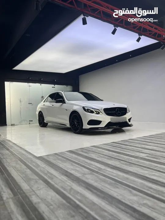 Mercedes E200 Avantgarde  AMG Kit original Sport package  2016 Full options  وارد شركة غرغور