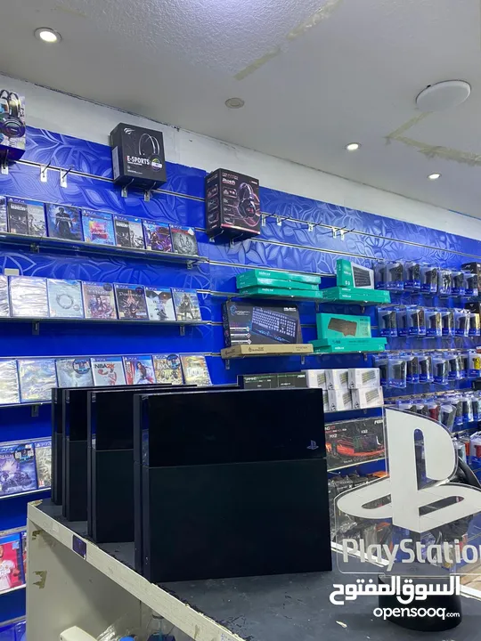 بلستيشن 4  مستخدم playstation 4 Used مع حساب العاب