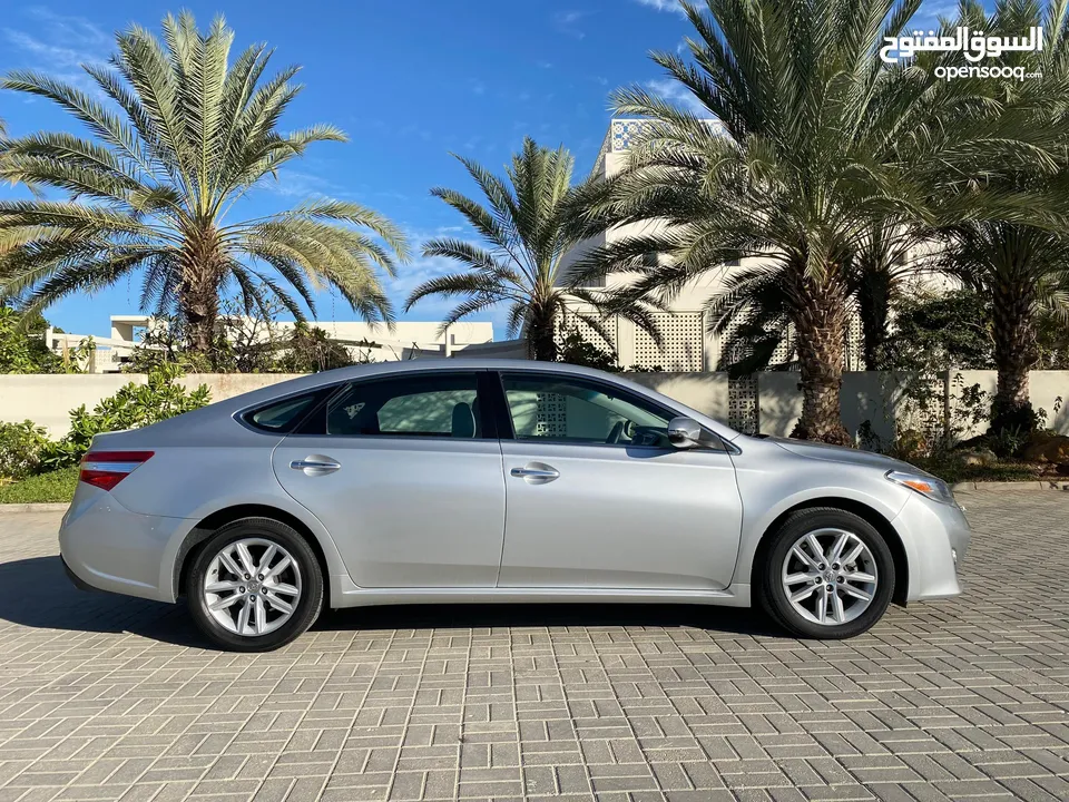 Toyota AVALON 2014