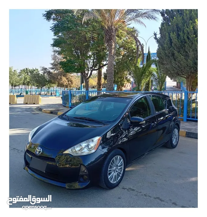 ‎تويوتا بريوس C موديل 2013 بحالة الوكالة