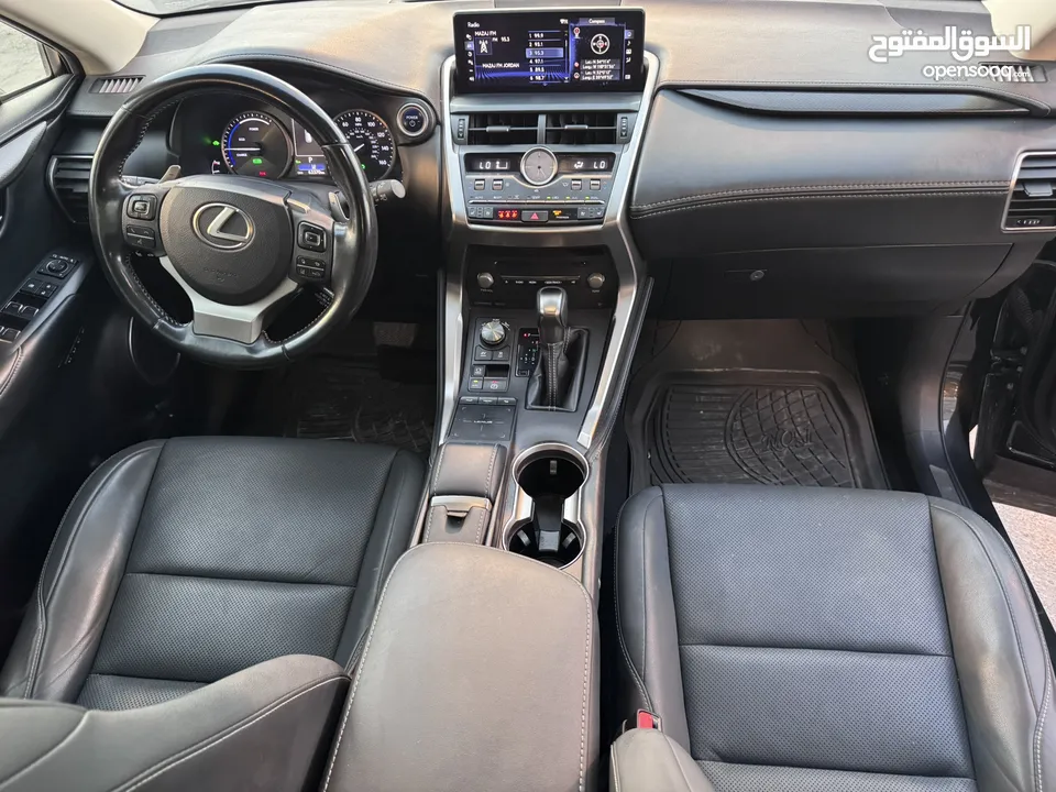 Lexus nx300h 2019