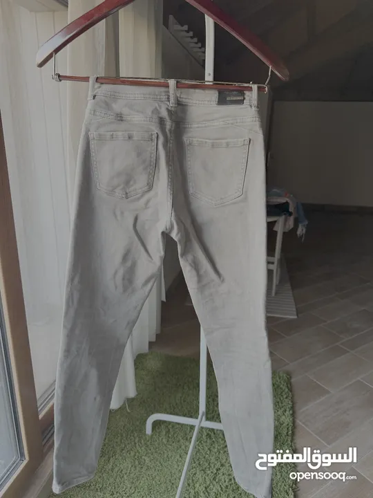 Distressed Skinny Jeans (olive green)