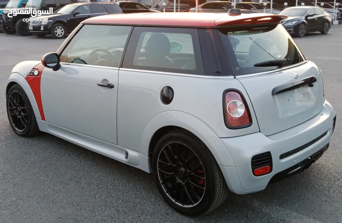 Mini Cooper V4 1.6L Model 2013