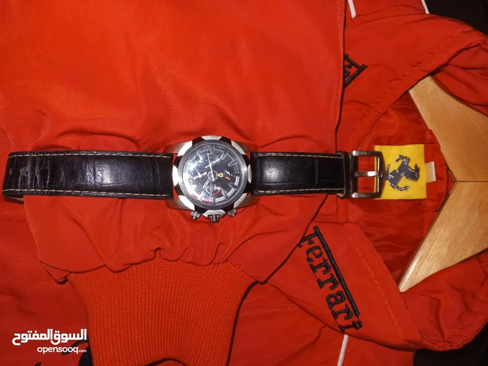 فيراري نبض اليد كاربون ، جلدد تمساح جديده