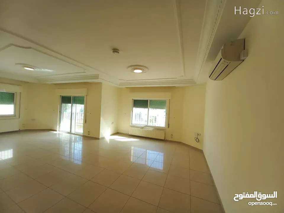 شقة غير مفروشة للإيجار 200م2 ( Property 15712 ) سنوي فقط