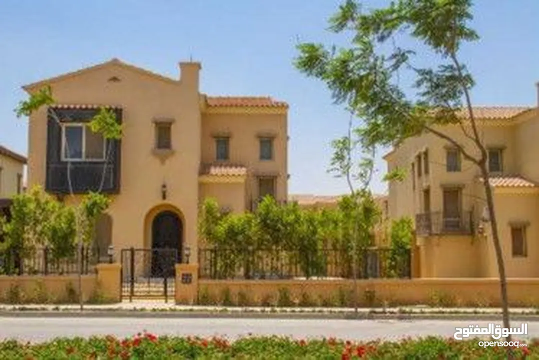 فيلا للبيع في اعمار الشيخ زايد كايرو جيت Villa for Sale in Emaar Sheikh Zayed Cairo Gate