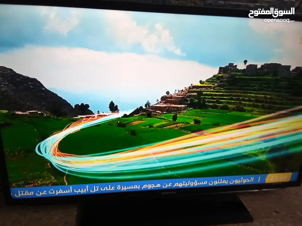 شاشه سامسونج فل hd استخدام بسيط جدا للبيع لا يوجد فيها اي نوع من المشاكل للبيع سامسونج