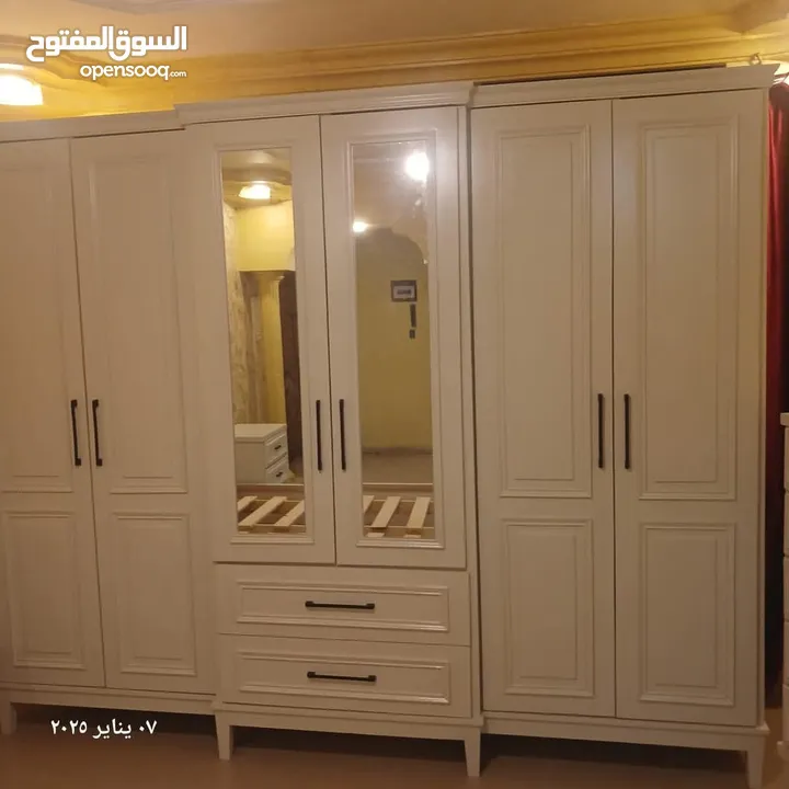 نجار متنقل ودهان  موبيليا بكافة أنواعها .....