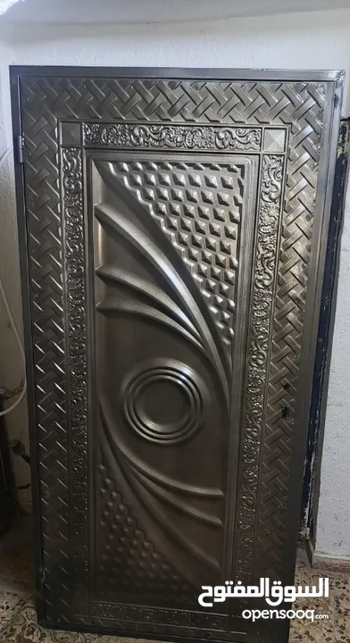 باب حديد جديد