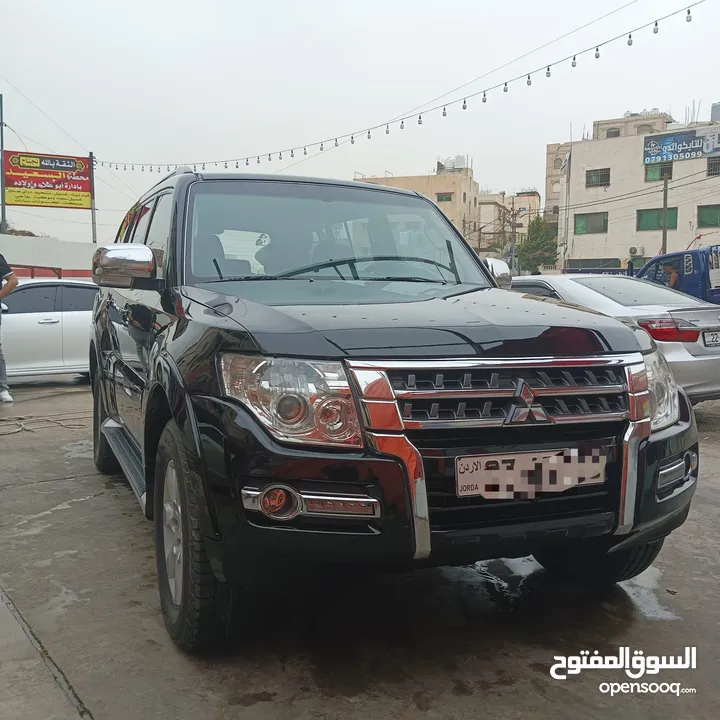 ميتسوبيشي باجيرو 2016 لون اسود ملوكي بسعر مغري 11 الف دينار   Mitsubishi Pajero Gl V6 3500cc