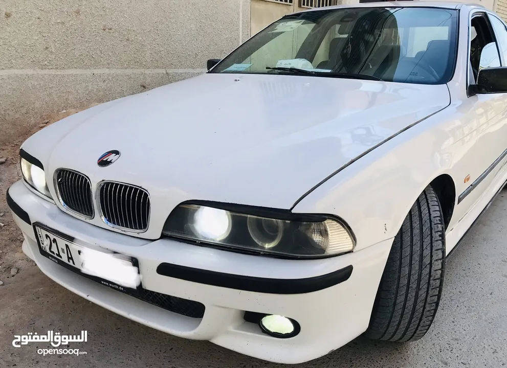 بي ام صقر BMWe39