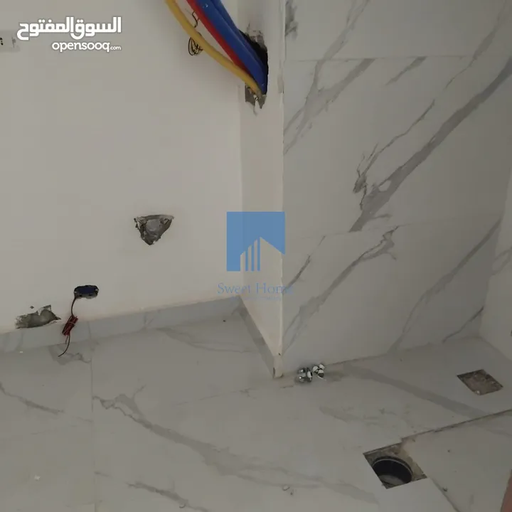 شقة فاخرة للبيع في خلدا - قرب إشارة البنك العربي طابق ثاني 145م تشطيب سوبر ديلوكس لم تسكن