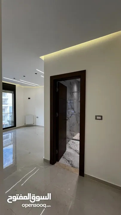 شقق للبيع 95م (سكنية - استثمارية) في ديرغبار شارع ال 60 ، مطبخ راكب ، تدفئة غاز _ رويال للاسكان