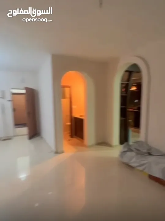 شقة مفروشة للبيع في الطيرة غير مسكونة مسبقا