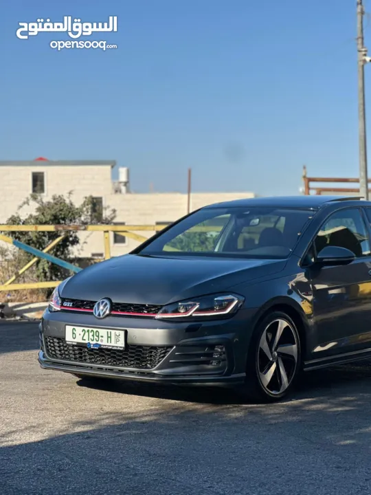 فولكسفاغن جولف GTI