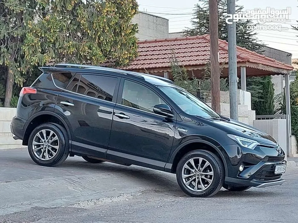 تويوتا راف فور 2017 فل ليمتد وارد وكفالة وكاله فحص كامل كلين أعلى صنف 4×4 بحالة وكاله