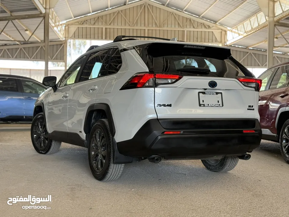 تويوتا راف فور ((2024)) XLE بريميوم، فل كامل، فحص كامل، فورويل، بطارية ليثيوم، حرة، بحالة الوكالة..