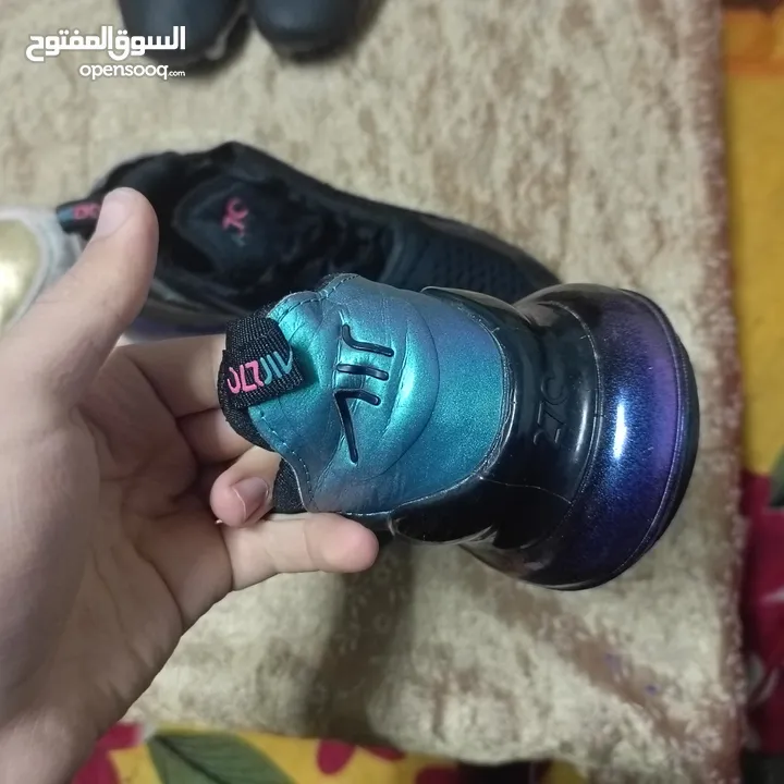 مجموعه احذيه رياضيه بسعر رخيص جدا