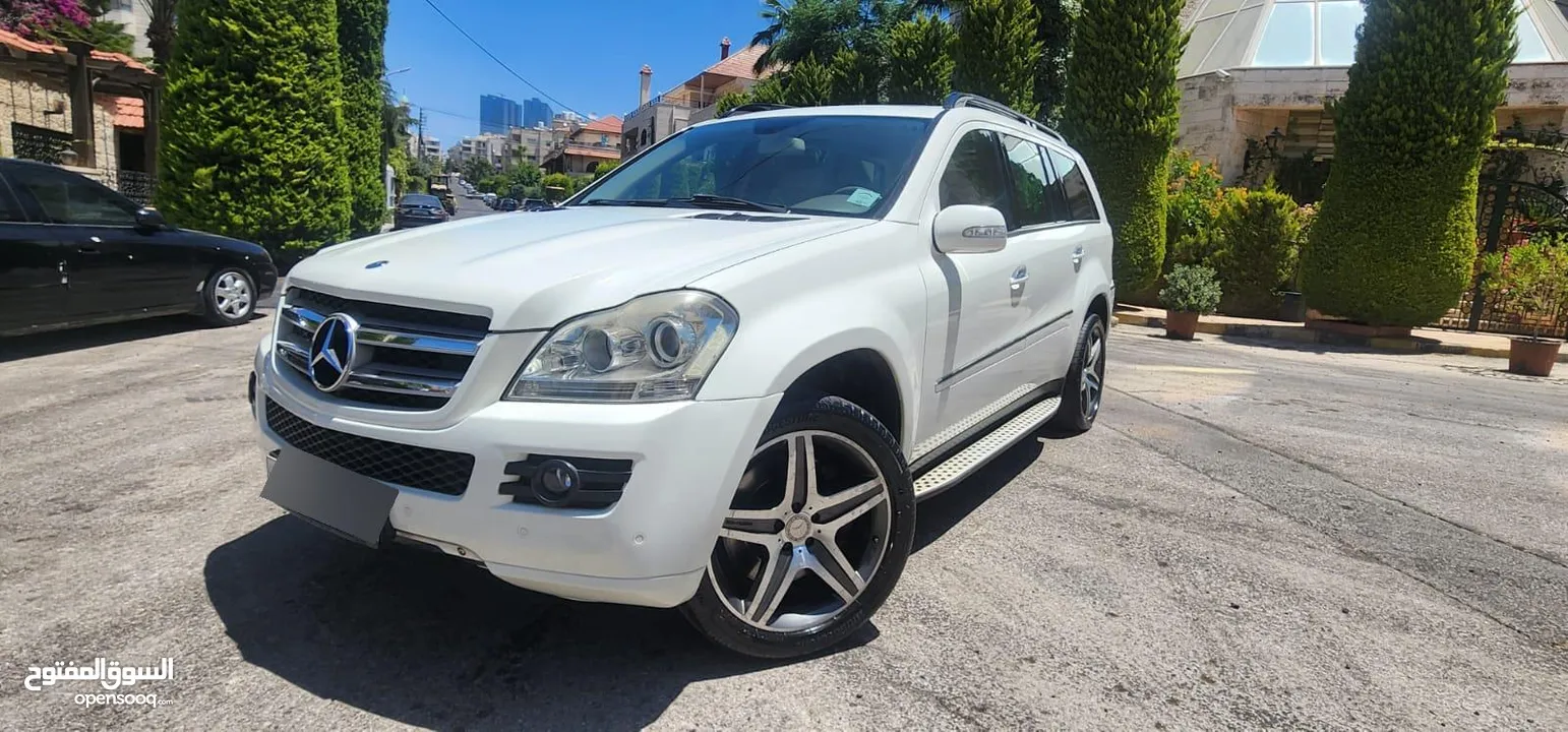 كاش أو اقساط من المالك مرسيدس GL 450 2008 AMG مالك اول من الشركه بحاله الوكاله فحص كامل