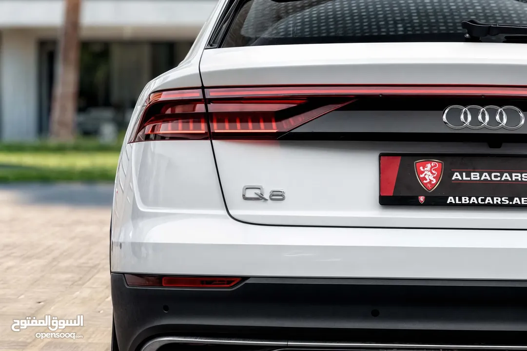 Audi Q8 S-LINE